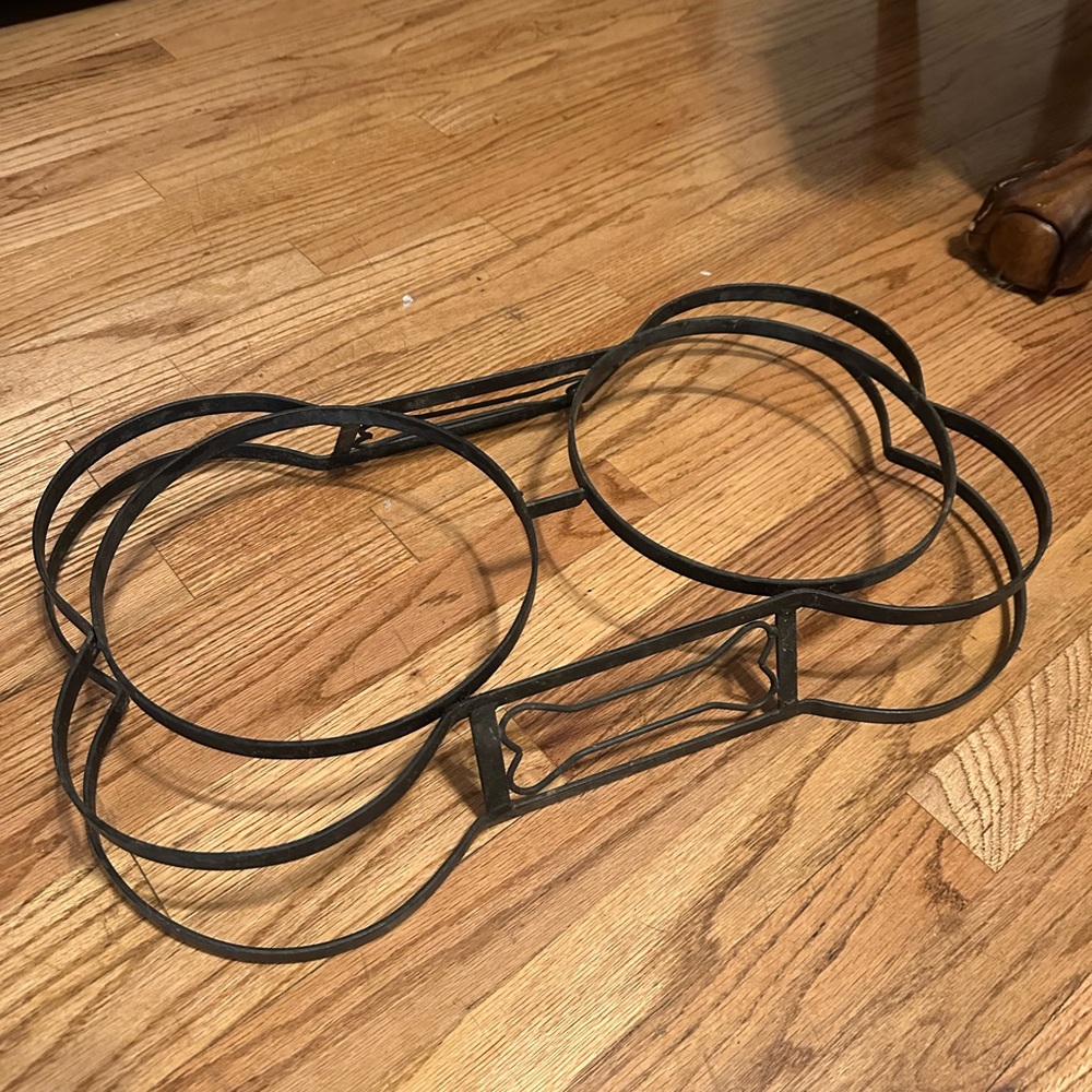 Dog food tray